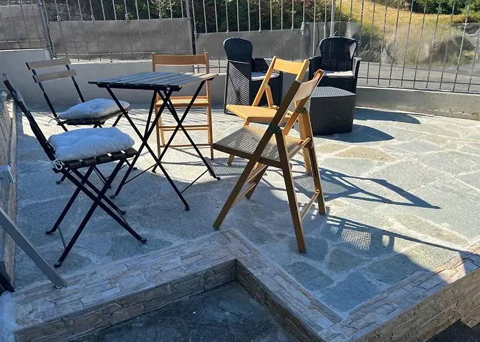 Il Galletto Selvatico Di Mussa - Langhe Appartement Ponti